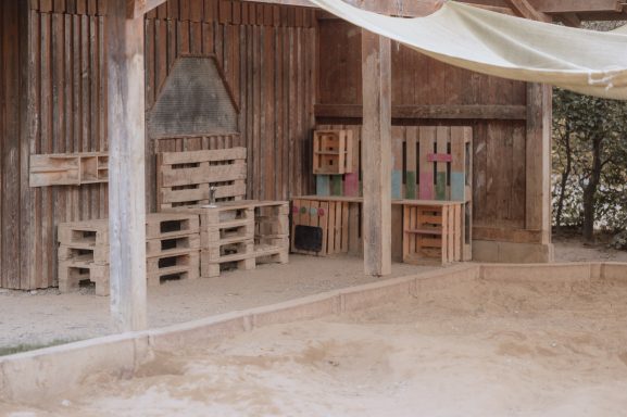 Sandkasten (Kindergartenbereich)